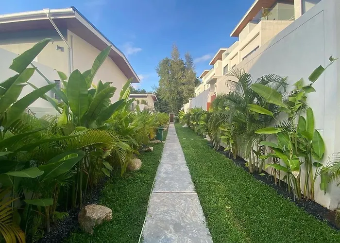 Tropical Escape Near Choeng Mon Beach - Secluded 4-Bed Villa With Private Pool